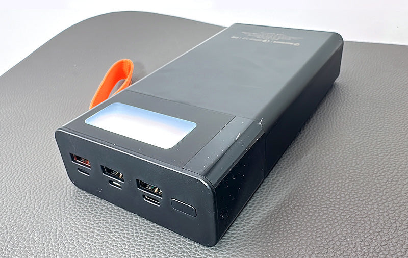 Maxguard MC300 30000 mah PD power bank