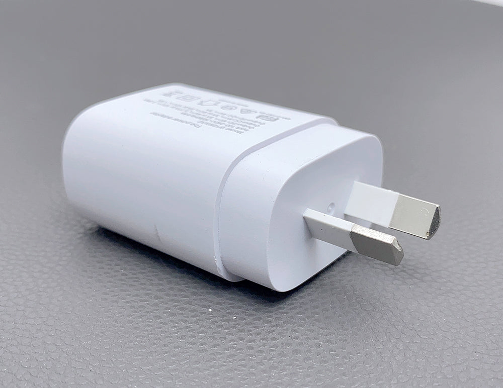 Maxguard WT25WAC PD 25W wall charger (support super fast charging)