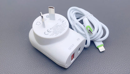 Budi AC339WATLW PD 20W wall charger with Type-C to Lightning combo
