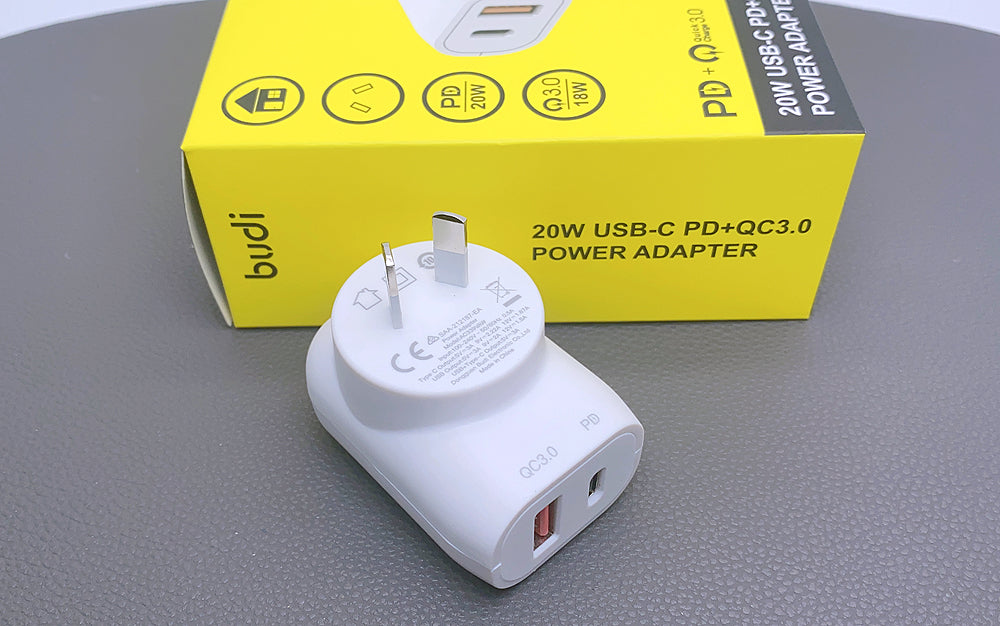 Budi AC339VAW PD 20W wall charger