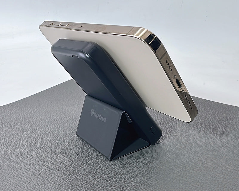 Maxguard MX610W 10000 mah PD MagFit power bank
