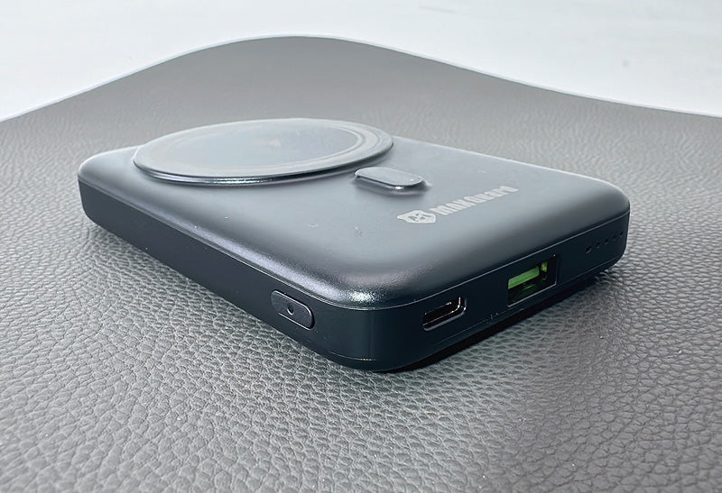 Maxguard MX610W 10000 mah PD MagFit power bank
