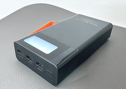 Maxguard MC300 30000 mah PD power bank