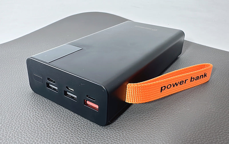 Maxguard MC300 30000 mah PD power bank