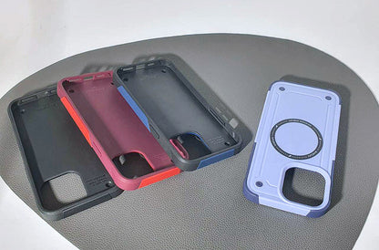 Case for Iphone 14 Pro max 6.7 Adventure heavy duty Magfit  (white box)