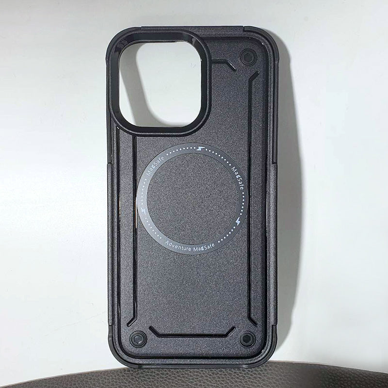 Case for Iphone 14 Pro max 6.7 Adventure heavy duty Magfit  (white box)