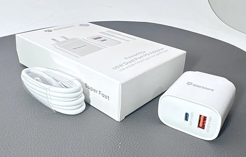 Maxguard 45PDCC PD 45W wall charger with Type-C to C combo
