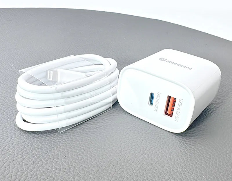 Maxguard 45PDLC PD 45W wall charger with Type-C to Lightning combo