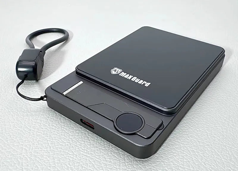 Maxguard F15E 10000 mah 3-in-1 Wireless Charging Power Bank