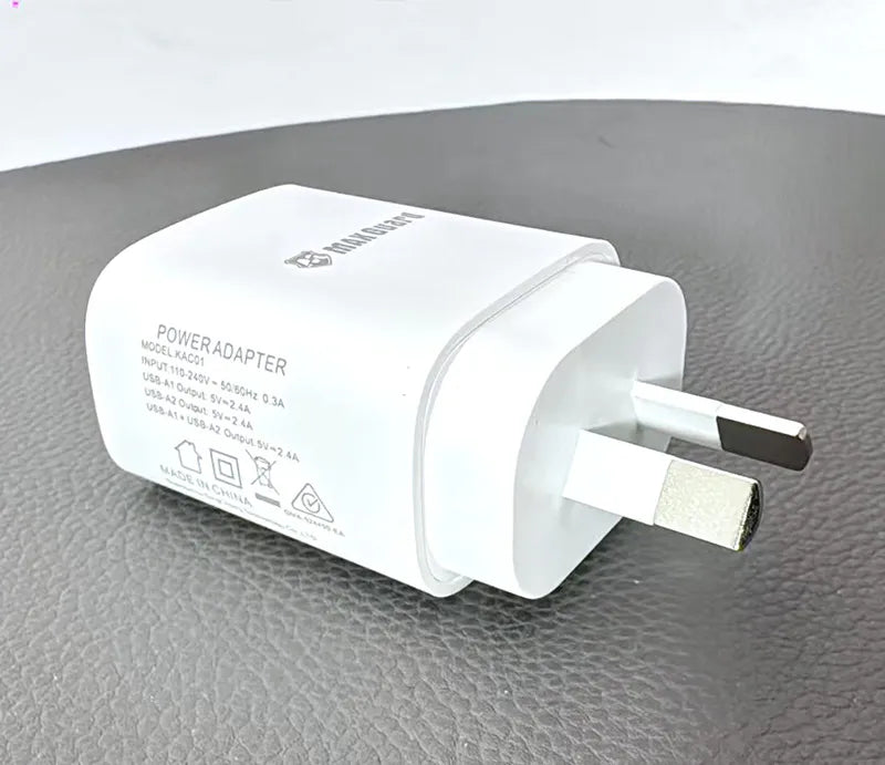 Maxguard KAC01L 2.4A wall charger with USB to L combo
