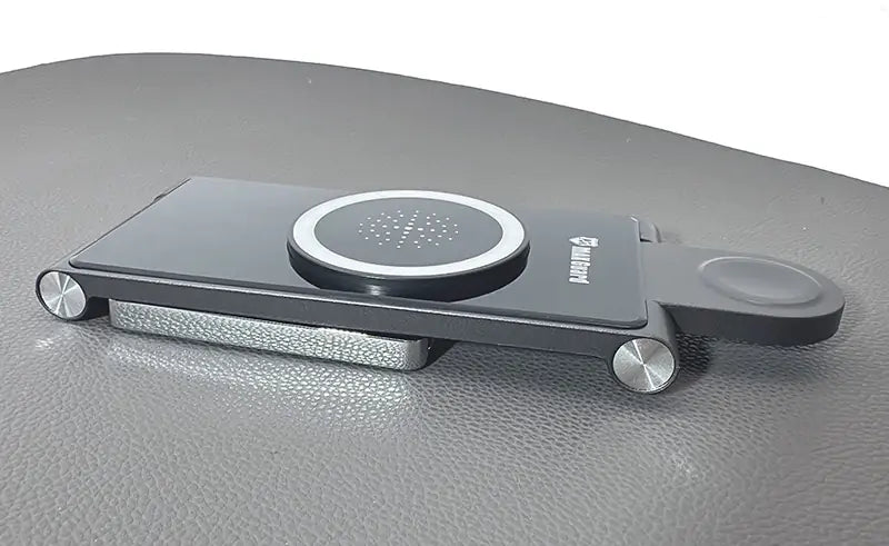 Maxguard MW07 3 in 1 MagFit Wireless Charger (For apple watch and IOS & android system phone)
