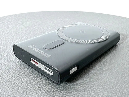 Maxguard MX620W 6000 mah PD MagFit power bank
