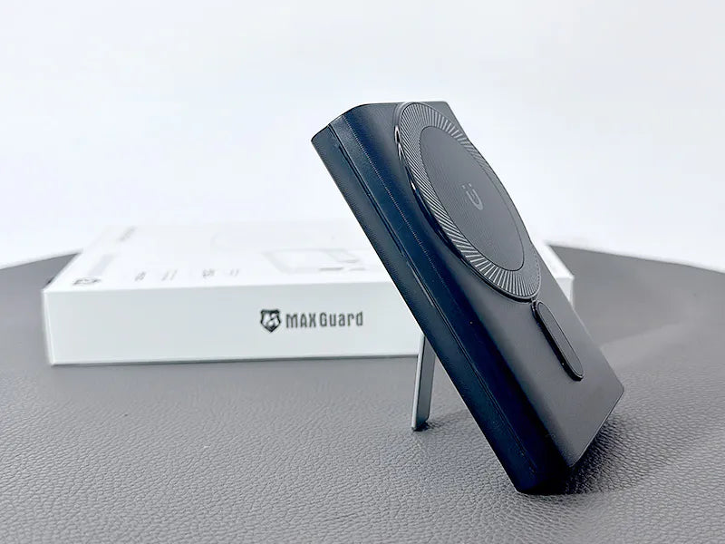 Maxguard MX630W 10000 mah PD MagFit power bank