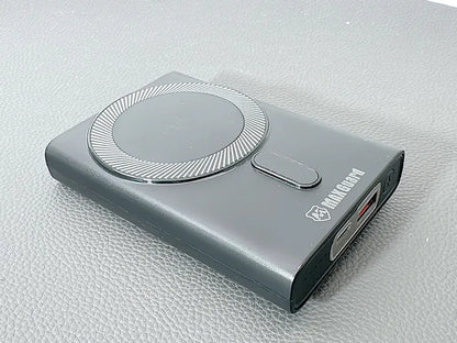 Maxguard MX630W 10000 mah PD MagFit power bank