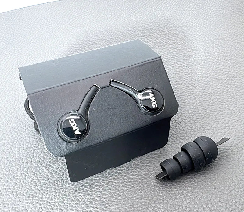 OR AKG 3.5mm AUX Stereo earphone