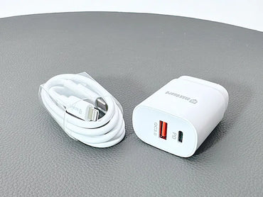 Maxguard WT25WAC/CL PD 25W wall charger with Type-C to Lightning combo