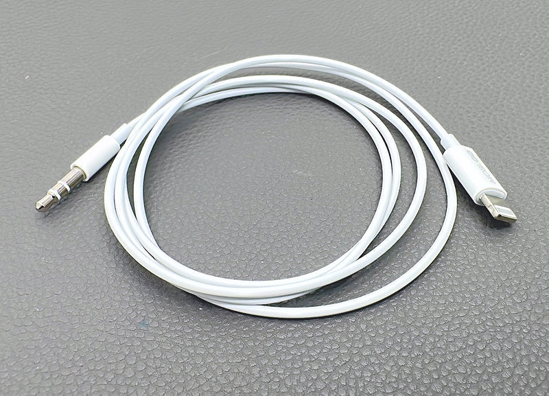 Mobigo GO63AL Lightning to 3.5mm Adapter